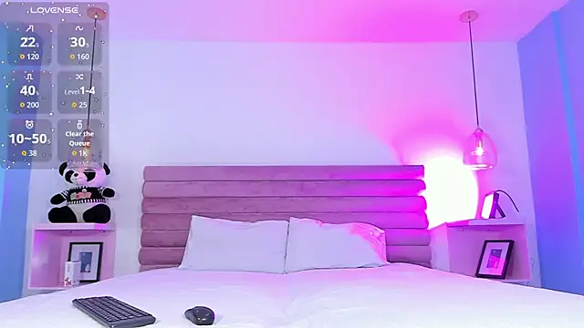 AbyCooper online show from December 17, 2025, 12:21 pm