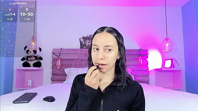 AbyCooper online show from October 19, 2025, 12:52 pm