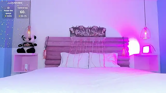 Snapshot of AbyCooper chatting on October 4, 2025, 12:28 pm AbyCooper online show from October 4, 2025, 12:28 pm