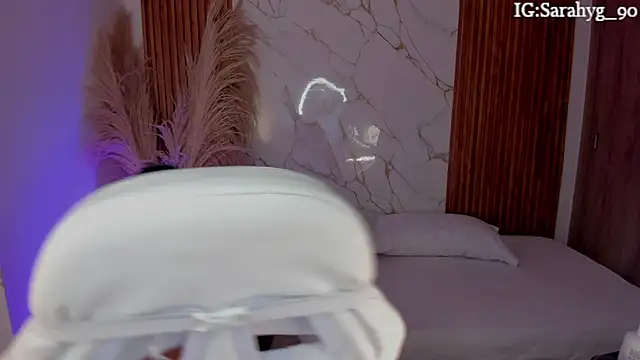 Snapshot of sara_gwen chatting on March 5, 2026, 1:02 am sara gwen online show from March 5, 2026, 1:02 am