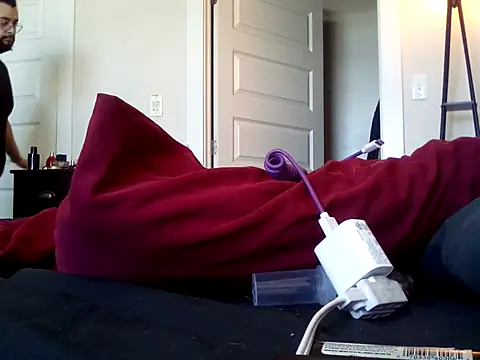 Snapshot of themasteer69 chatting on February 12, 2025, 4:33 pm themasteer69 online show from February 12, 2025, 4:33 pm