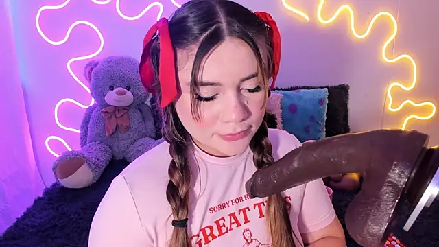 Isa belaa online show from November 11, 2025, 4:57 pm