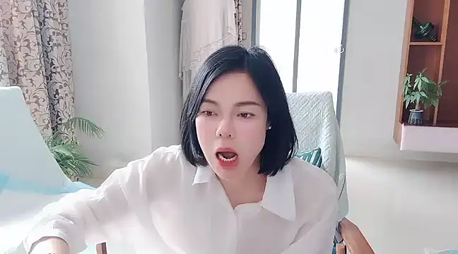 Linda-LL online show from March 23, 2025, 7:09 am