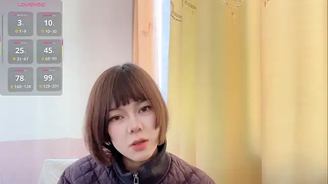 Linda-LL online show from November 22, 2025, 5:06 am