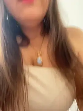 Snapshot of Iam__Cristal chatting on May 4, 2026, 10:23 pm Iam Cristal online show from May 4, 2026, 10:23 pm