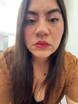 Snapshot of Iam__Cristal chatting on May 6, 2026, 8:13 pm Iam Cristal online show from May 6, 2026, 8:13 pm