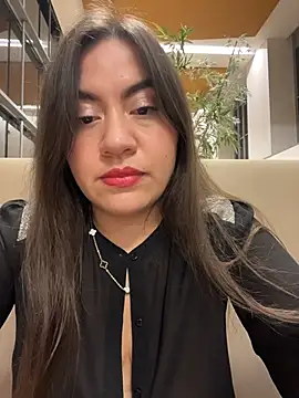 Snapshot of Iam__Cristal chatting on May 27, 2026, 1:57 am Iam Cristal online show from May 27, 2026, 1:57 am