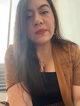 Snapshot of Iam__Cristal chatting on April 27, 2026, 9:57 pm Iam Cristal online show from April 27, 2026, 9:57 pm