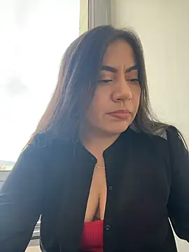 Snapshot of Iam__Cristal chatting on April 30, 2026, 10:03 pm Iam Cristal online show from April 30, 2026, 10:03 pm