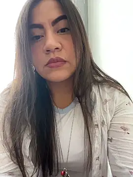Snapshot of Iam__Cristal chatting on April 29, 2026, 10:49 pm Iam Cristal online show from April 29, 2026, 10:49 pm