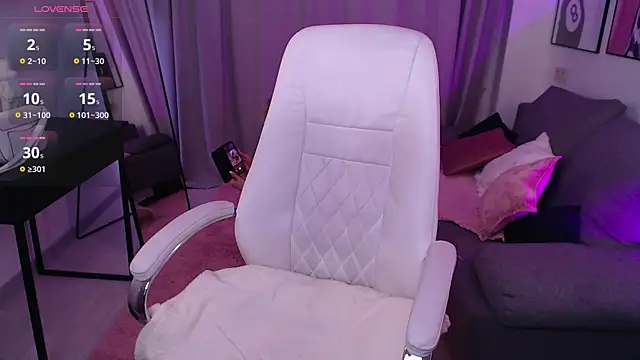 Fay Dunaway online show from January 8, 2026, 2:12 pm