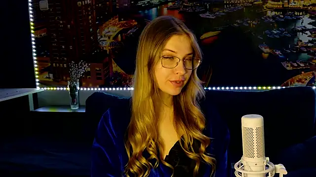 Snapshot of pusyavykusya chatting on February 26, 2025, 12:27 pm pusyavykusya online show from February 26, 2025, 12:27 pm