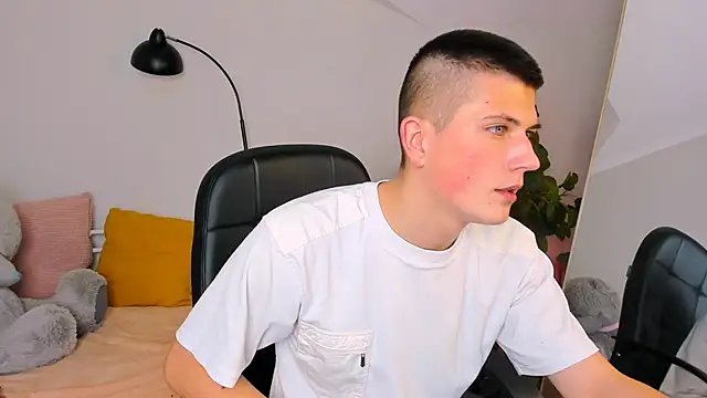 Rony winston online show from December 8, 2024, 8:04 pm