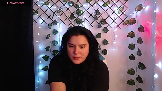 Snapshot of Nika_1_ chatting on April 13, 2026, 12:14 am Nika 1 online show from April 13, 2026, 12:14 am