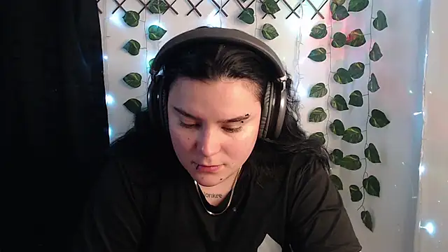 Snapshot of Nika_1_ chatting on March 18, 2026, 11:27 pm Nika 1 online show from March 18, 2026, 11:27 pm