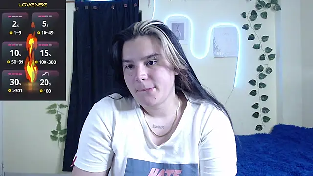 Snapshot of Nika_1_ chatting on January 15, 2026, 9:01 am Nika 1 online show from January 15, 2026, 9:01 am