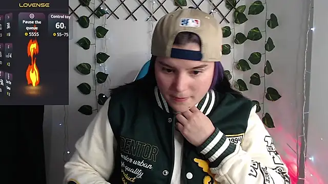 Snapshot of Nika_1_ chatting on February 18, 2026, 6:11 am Nika 1 online show from February 18, 2026, 6:11 am