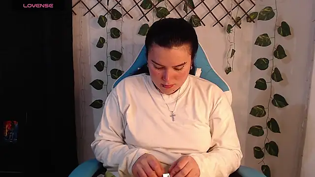 Nika 1  online show from May 26, 2026, 2:53 am