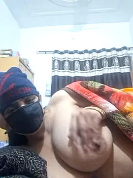 menakshiiikaur online show from February 5, 2025, 6:04 pm