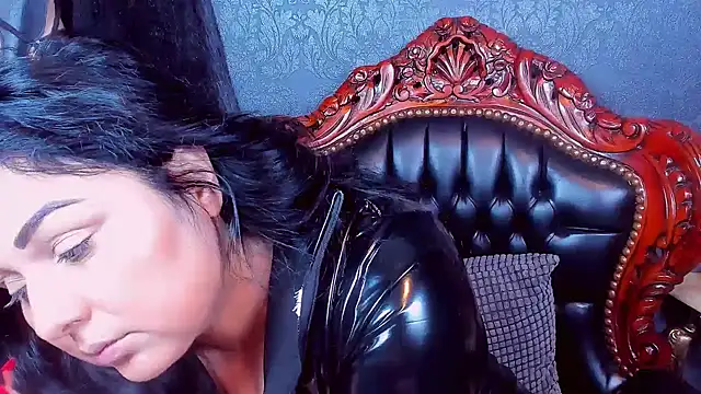 Snapshot of SelenaNoctis chatting on April 15, 2026, 6:41 am SelenaNoctis online show from April 15, 2026, 6:41 am