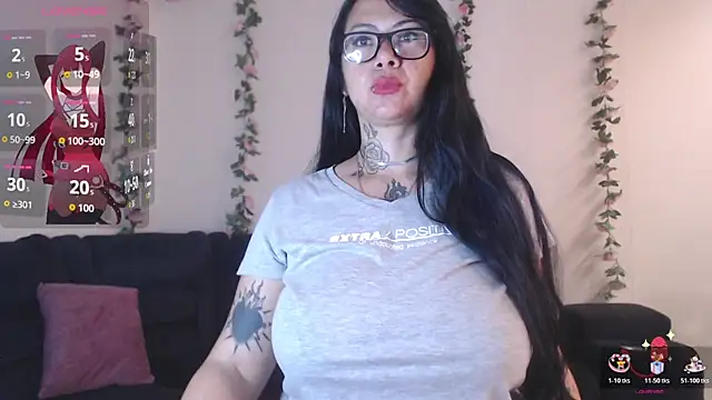 Snapshot of Saloome- chatting on March 27, 2026, 7:26 pm Saloome- online show from March 27, 2026, 7:26 pm