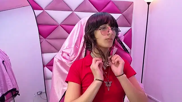 Snapshot of Danny_Face chatting on February 12, 2026, 2:28 pm Danny Face online show from February 12, 2026, 2:28 pm