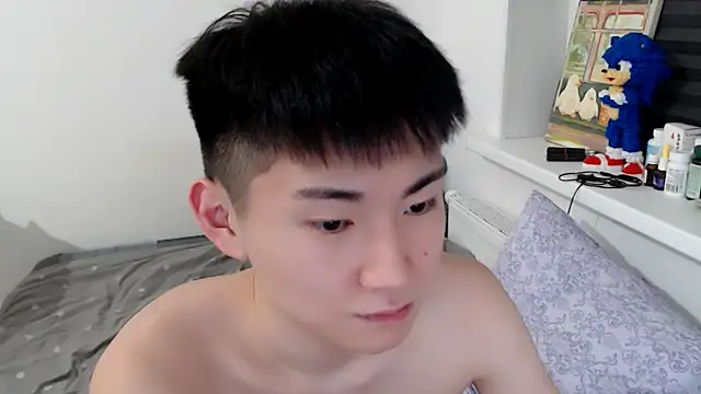 Snapshot of Miram_Yu chatting on May 17, 2026, 8:09 pm Miram Yu online show from May 17, 2026, 8:09 pm