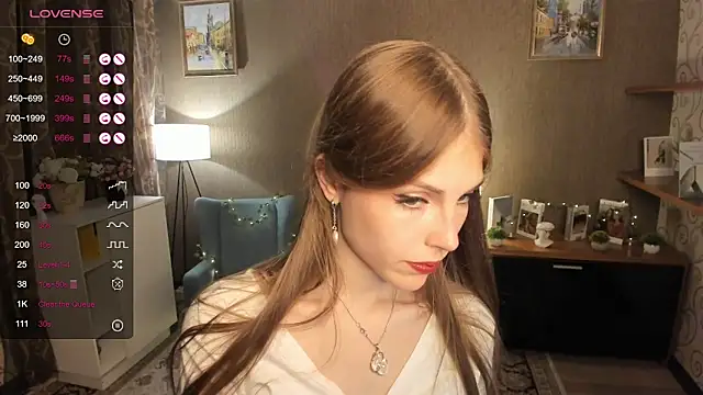 DarleneHatt online show from September 11, 2025, 10:21 pm