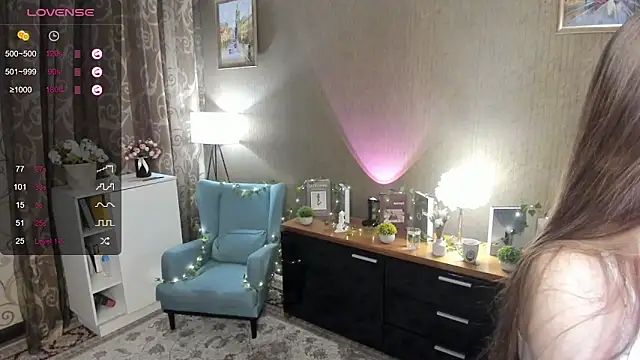 DarleneHatt online show from March 8, 2025, 8:46 pm