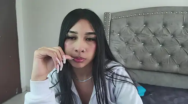 Snapshot of Nesuko_kamado_ chatting on March 8, 2025, 2:51 pm Nesuko kamado online show from March 8, 2025, 2:51 pm
