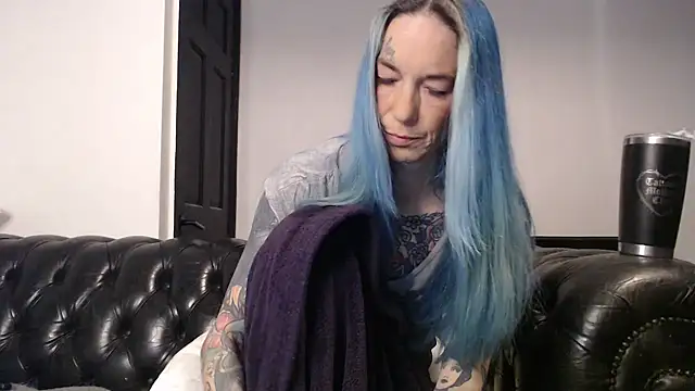 Snapshot of RavenryderUK chatting on January 30, 2025, 10:19 pm RavenryderUK online show from January 30, 2025, 10:19 pm