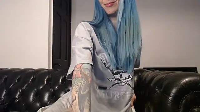 Snapshot of RavenryderUK chatting on February 1, 2025, 11:48 pm RavenryderUK online show from February 1, 2025, 11:48 pm