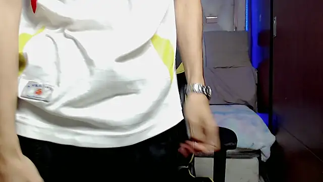 johnny cagee online show from October 17, 2025, 9:12 am