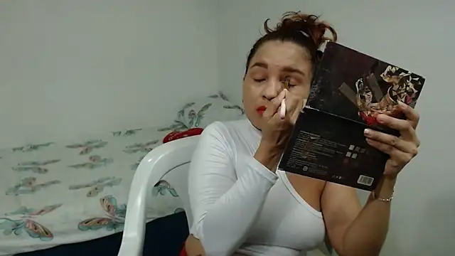 Agatha browser online show from September 18, 2025, 9:34 am