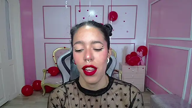 Snapshot of stephania_t chatting on March 1, 2025, 10:55 am stephania t online show from March 1, 2025, 10:55 am