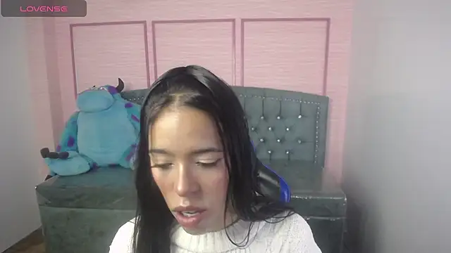 Snapshot of stephania_t chatting on March 7, 2025, 10:56 am stephania t online show from March 7, 2025, 10:56 am