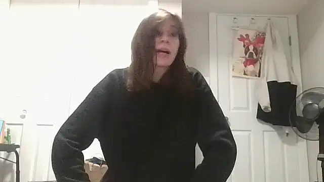 Snapshot of TheSexiest2025 chatting on March 5, 2025, 3:40 pm TheSexiest2025 online show from March 5, 2025, 3:40 pm