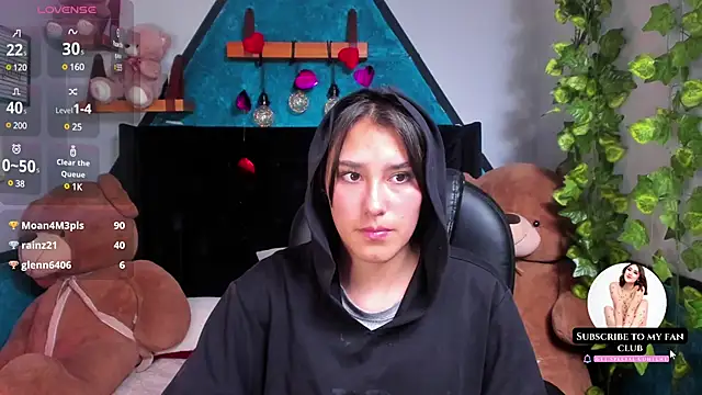 Snapshot of _Sophie__miller chatting on February 22, 2025, 7:25 pm Sophie miller online show from February 22, 2025, 7:25 pm