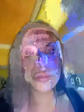 Snapshot of Effyvice13 chatting on June 8, 2026, 1:22 am Effyvice13 online show from June 8, 2026, 1:22 am