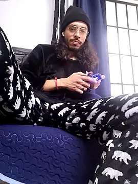 Snapshot of Donstark6669 chatting on January 10, 2025, 8:26 pm Donstark6669 online show from January 10, 2025, 8:26 pm