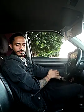 Snapshot of Donstark6669 chatting on January 6, 2025, 12:16 am Donstark6669 online show from January 6, 2025, 12:16 am