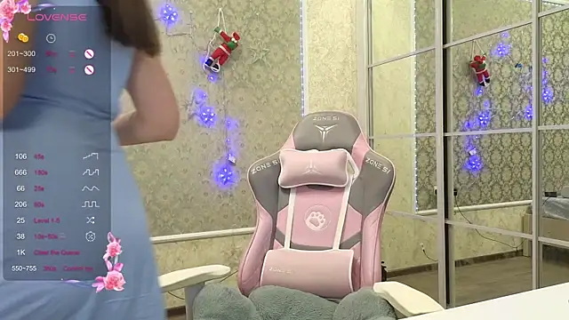 -DIVORA- online show from December 20, 2025, 7:50 pm