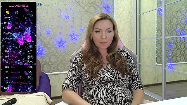 Snapshot of -DIVORA- chatting on March 1, 2025, 6:43 pm -DIVORA- online show from March 1, 2025, 6:43 pm