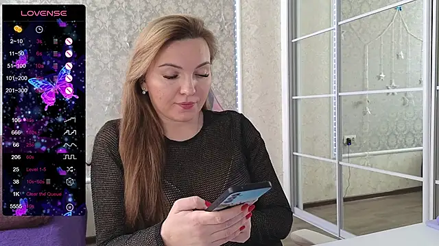 Snapshot of -DIVORA- chatting on February 27, 2025, 9:29 am -DIVORA- online show from February 27, 2025, 9:29 am