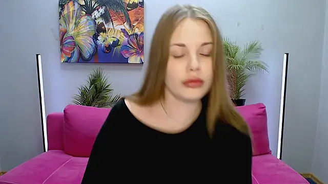 holy kitty online show from September 10, 2025, 6:12 am