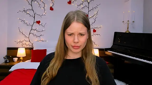 holy kitty online show from February 25, 2025, 3:31 pm