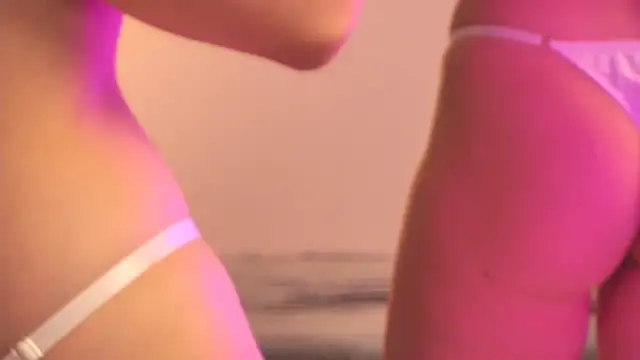 Snapshot of JennyPortman chatting on April 5, 2026, 4:30 am JennyPortman online show from April 5, 2026, 4:30 am