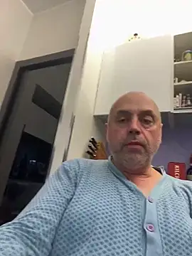 Snapshot of pantomax chatting on May 27, 2026, 1:07 pm pantomax online show from May 27, 2026, 1:07 pm