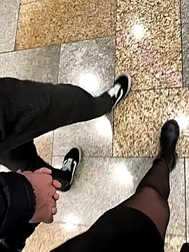 Secret couple  online show from January 24, 2025, 9:37 pm