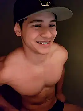 young hot fit online show from December 27, 2024, 5:20 am